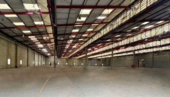 Excelente Galpão para Locação em Potuverá Itapecerica da Serra com 11.296,28m² de área construída Moura Galpões