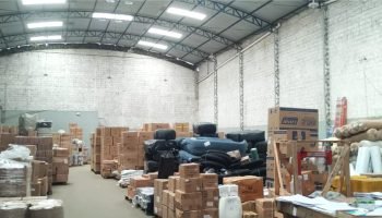 Excelente Galpão para Venda ou Locação em Cumbica Guarulhos com 922m² de Área Construída Moura Galpões